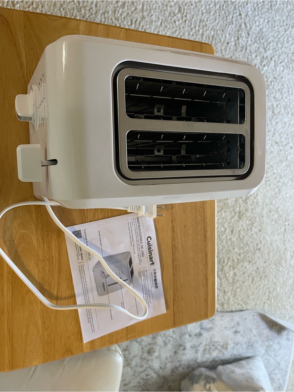 Cuisinart 2-Slice Cream and Silver Toaster